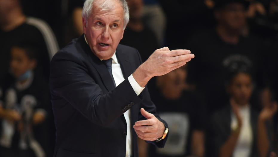 OVO JE ONO ŠTO SU SVI ČEKALI DA ČUJU! Obradović otkrio šta je rekao Muru koji je "pecnuo" FMP! (FOTO GALERIJA)