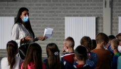 DUŽI RASPUST ZBOG OMIKRON OLUJE? Evo kada pada odluka o nastavi!