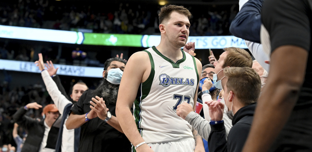 DONČIIIIIĆ! Luka upalio MVP mod, pogodio u poslednjoj sekundi i srušio Boston, Bogdanović sjajan u porazu! (VIDEO)