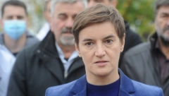 ĐILASOVI LJUDI U SVOJE BESRAMNE LAŽI UPLIĆU I NEDUŽNU DECU Premijerka Brnabić: Nije istina da su mališani padali u nesvest na krosu u Lazarevcu!