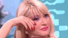 TUŽNA ŽIVOTNA PRIČA GOCE LAZAREVIĆ TERA SUZE NA OČI: Majka je poginula kada je krenula da nas vidi, otac je bio surov i grub!