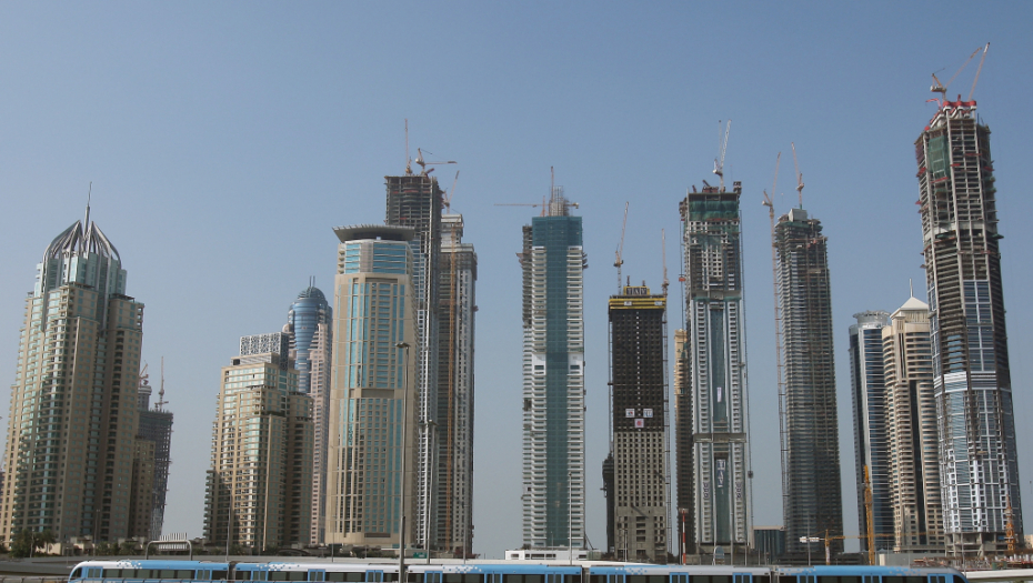 OJADILI STUDENTA MARKA IZ BEOGRADA USRED EMIRATA: Platio im skupe večere, HELIKOPTER i krstarenja, a nije imao pojma