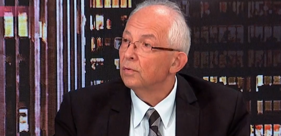 PREDRAG KON O ANTIVAKSERSKIM PROTESTIMA PRED NJEGOVOM KUĆOM Oni su moji neprijatelji, neću sedeti skrštenih ruku!