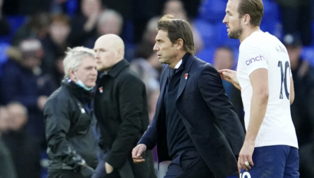 DONEO ODLUKU Konte napušta Totenhem