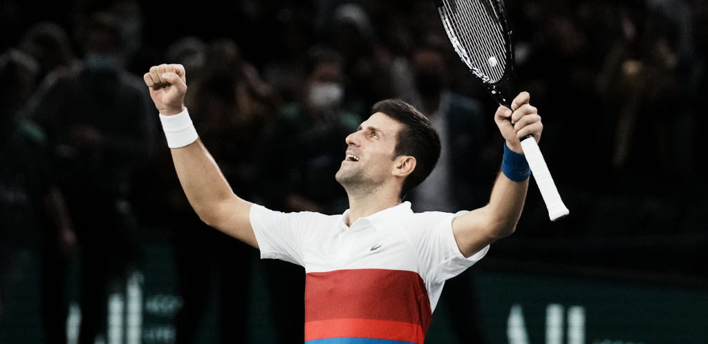 SLIKA KOJA ĆE ODUŠEVITI NOVAKOVE NAVIJAČE! Đokoviću u Torino stigla velika podrška, sa njim je nepobediv! (FOTO)