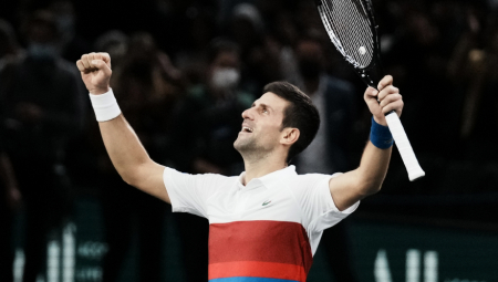 SLIKA KOJA ĆE ODUŠEVITI NOVAKOVE NAVIJAČE! Đokoviću u Torino stigla velika podrška, sa njim je nepobediv! (FOTO)