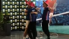 NOVAK U POTPUNO DRUGAČIJEM IZDANJU! Noleta sačekali srpski navijači, ono što je usledilo dugo će se prepričavati (VIDEO)