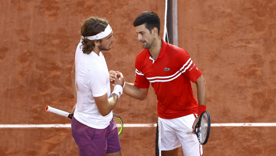 NEĆU UOPŠTE DA PRIČAM O NJEMU! Cicipasa naljutilo pitanje o Đokoviću, odmah je odbrusio novinarima!