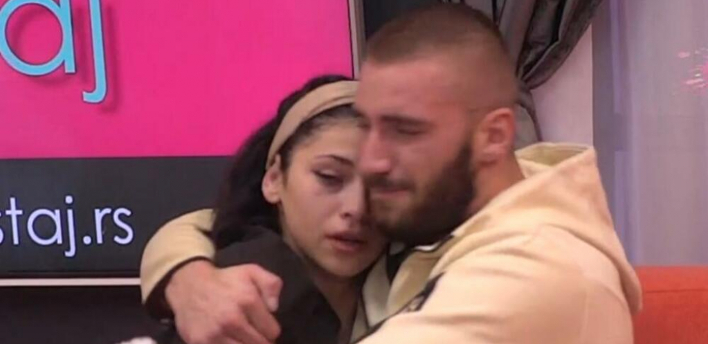 POJAVIO SE BIVŠI DEČKO MALOLETNE MILICE Njena majka u šoku, Mensur će pobesneti!