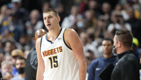 JOKIĆ PODELIO AMERIKU! Svi pričaju o Srbinu, dok ga neki brane, stigle su i bizarne optužbe za rasizam!