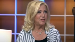 OGLASILA SE MERIMA NJEGOMIR Nakon vesti da je teško bolesna, pevačica u veoma lošem stanju: Ne mogu da pričam, ne osećam se dobro!