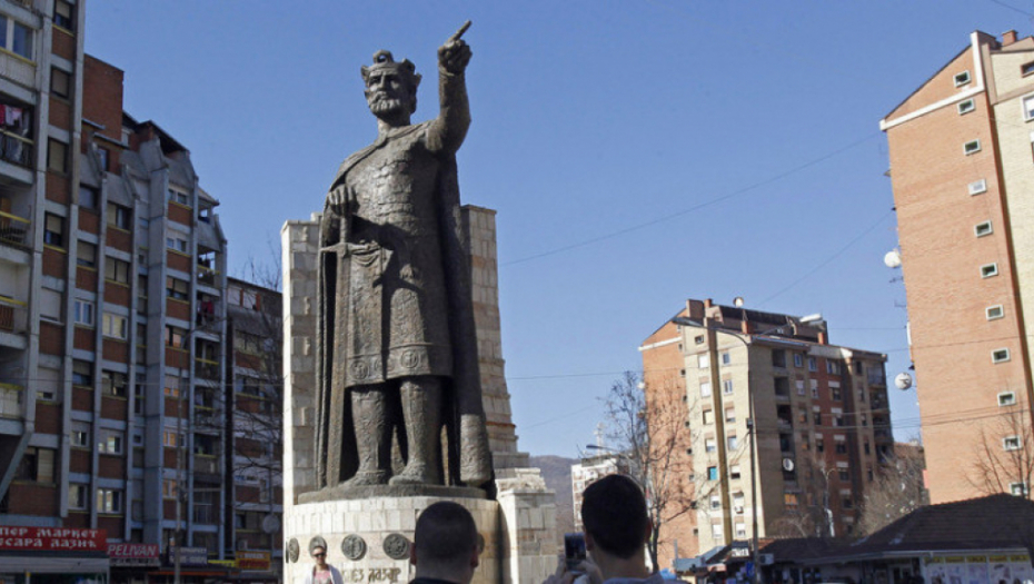 PRAZNIK U SRPSKIM SREDINAMA NA KIM Neće raditi državne službe, đaci su na raspustu...