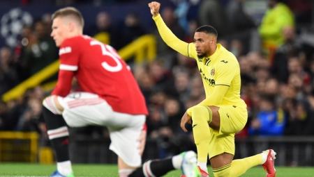 LIVERPUL KREĆE U NOVOGODIŠNJI ŠOPING! Na "Enfild" stiže reprezentativac Holandije!