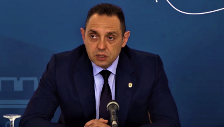 Pokret socijalista o laži bosanskohercegovačkih medija: Aleksandar Vulin nije položio nikakav cvet ispred murala