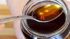 LJUDI SE KUNU U NJEGOVU NEVEROVATNU LEKOVITOST Uz sirup od piva rešićete se kašlja za 1 dan