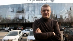SKANDAL NA SKUPŠTINI SD PARTIZAN Vazurino obezbeđenje izbacuje predstavnike kluba sa sednice