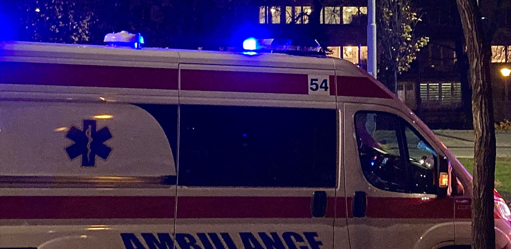 TEŠKA SAOBRAĆAJNA NESREĆA NA BULEVARU Žena hitno prevezena u bolnicu