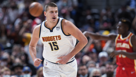 MESTO NA KOM JOKIĆ PUNI BATERIJE! Iznenadićete se kada vidite gde je as Denvera uživao pred meč u NBA ligi! (FOTO)