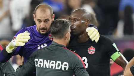 BORJAN ULAZI U ISTORIJU KANADSKE REPREZENTACIJE! Kanađani slavili protiv direktnog konkurenta, Svetsko prvenstvo je jako blizu! (VIDEO)