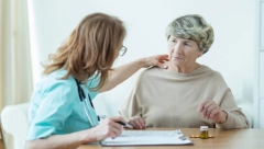 Sprečite ozbiljan problem nakon menopauze: Ove namirnice mogu da vam pomognu kod gubitka koštane mase