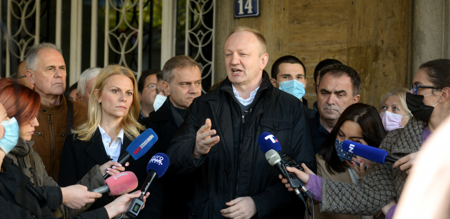 ĐILAS U VRTLOGU SVOG SPINA Skupština slobodne Srbije: Ovo je pre svega bezobrazluk