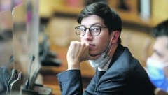 INTERVJU NEDELJE LAV PAJKIĆ O POSLANIČKOM POSLU, OPOZICIJI, KOSOVU, RODITELJIMA, PLANOVIMA ZA BUDUĆNOST...  : Uzori su mi Vučić i Hičkok!