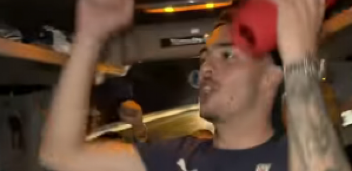 A U BUSU - LUDNICA! Radonjić pustio pesmu, "orlovi" pali u trans! (VIDEO)