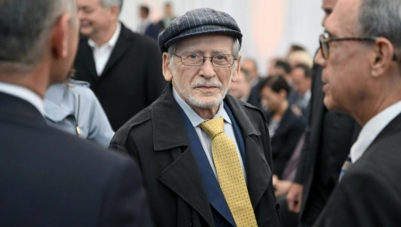 SLOBODA SE "KUPUJE" PCR TESTOM Austrija: Zaključano oko dva miliona ljudi