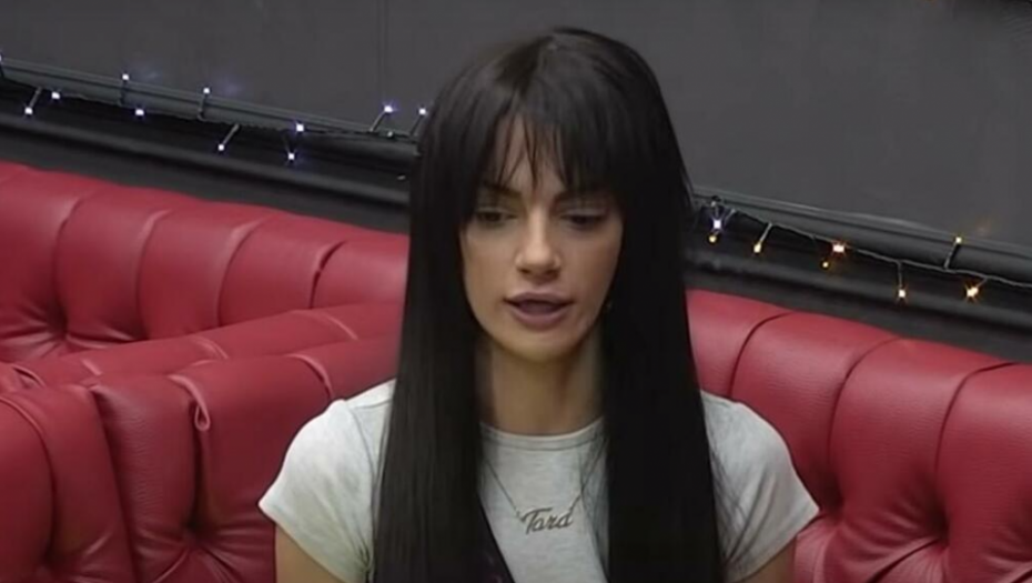 MATEJA DEFINITIVNO ŠUTNUO TARU! Zadrugar stavio tačku na odnos sa Simovom, pa priznao da li se desio poljubac sa Sanjom na žurki!