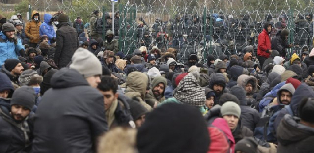 Albanske bande regrutuju migrante za trgovinu drogom!