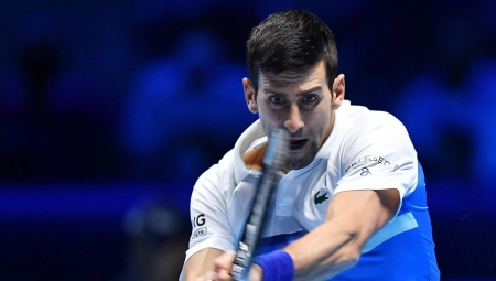 MUČENJE U PRVOM, PA ČAS TENISA U DRUGOM SETU! Đoković pobedio debitanta i u velikom stilu započeo pohod na Završni masters!