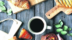 SVETSKI NUTRICIONISTA UPOZORAVA Pojedine kafe goje, izobličićete se a da toga niste ni svesni, dok ovaj crni napitak pomaže da izbacite vodu iz organizma