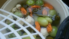 STARI RECEPT ZA TURŠIJU BEZ KONZERVANSA: Potrebno je da ubacite samo jedan sastojak i sačuvate je do sledeće godine