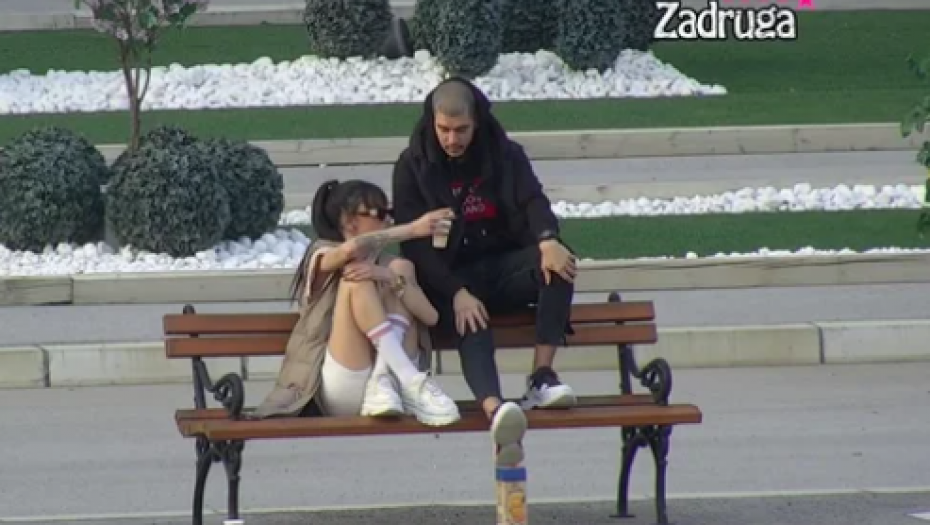 ŠA ĆE DA IZGORI OD LJUBOMORE! Tara se obratila Dejanu, on je obasipao komplimentima, na pomolu novi ljubavni trougao!?