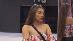 NEKA NOSI IMOVINU, IONAKO JE PROKLETA! Žestok sukob Dalile i Dejana, zadrugarka nije ćutala na njegovo poniženje, a on joj ponovo sasuo sve u lice!