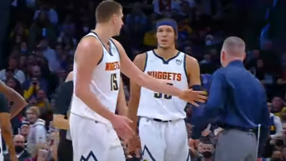 JOKIĆEV DENVER DOBIO ŠAMAR! Srbin čuvao sudiju od svog trenera, totalni haos!
