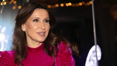 OVO JE MAJKA SNEŽANE DAKIĆ! Prvi put da njenu fotografiju vidimo u javnosti, a evo i koji je povod za susret sa ćerkom! (FOTO)