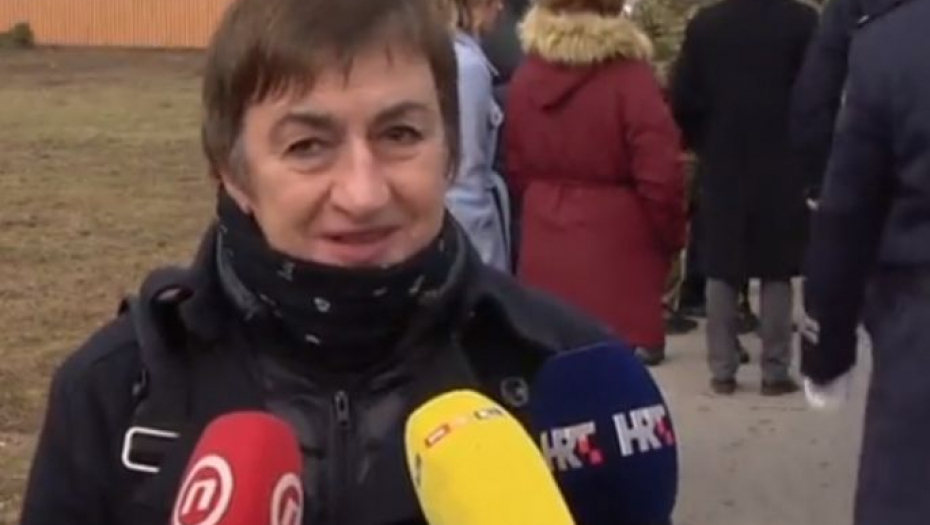 STAŠA ZAJOVIĆ UDARILA NA SRBIJU IZ HRVATSKE Ženama u crnom smeta Vučić, ni reč o ustaškom barjaku (VIDEO)