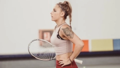 VRELA RUMUNKA! Važi za najatraktivniju teniseru na svetu, obožava Novaka, a sada je još jednom rasplemetila celu Srbiju!