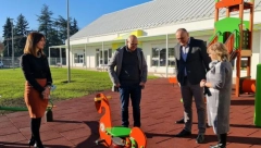 VRTIĆ "KRCKO ORAŠČIĆ" U NOVOM SADU POČEO SA RADOM Vučević: Uloženo je 400 miliona dinara, ali vredelo je