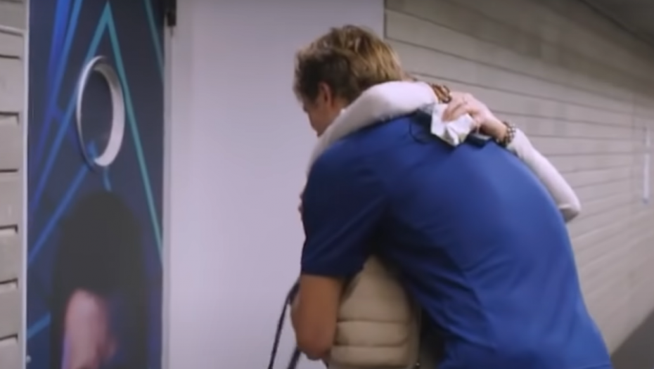 OVO NISTE VIDELI U PRENOSU! Ono što je Jelena uradila posle Novakovog poraza sve je ostavilo bez teksta! (VIDEO)