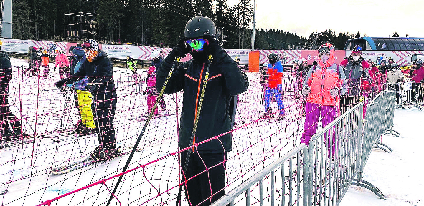 ALO ISTRAŽUJE Koliko može da košta četvoročlanu porodicu skijanje za raspust: Bez 600 evra nema zimovanja