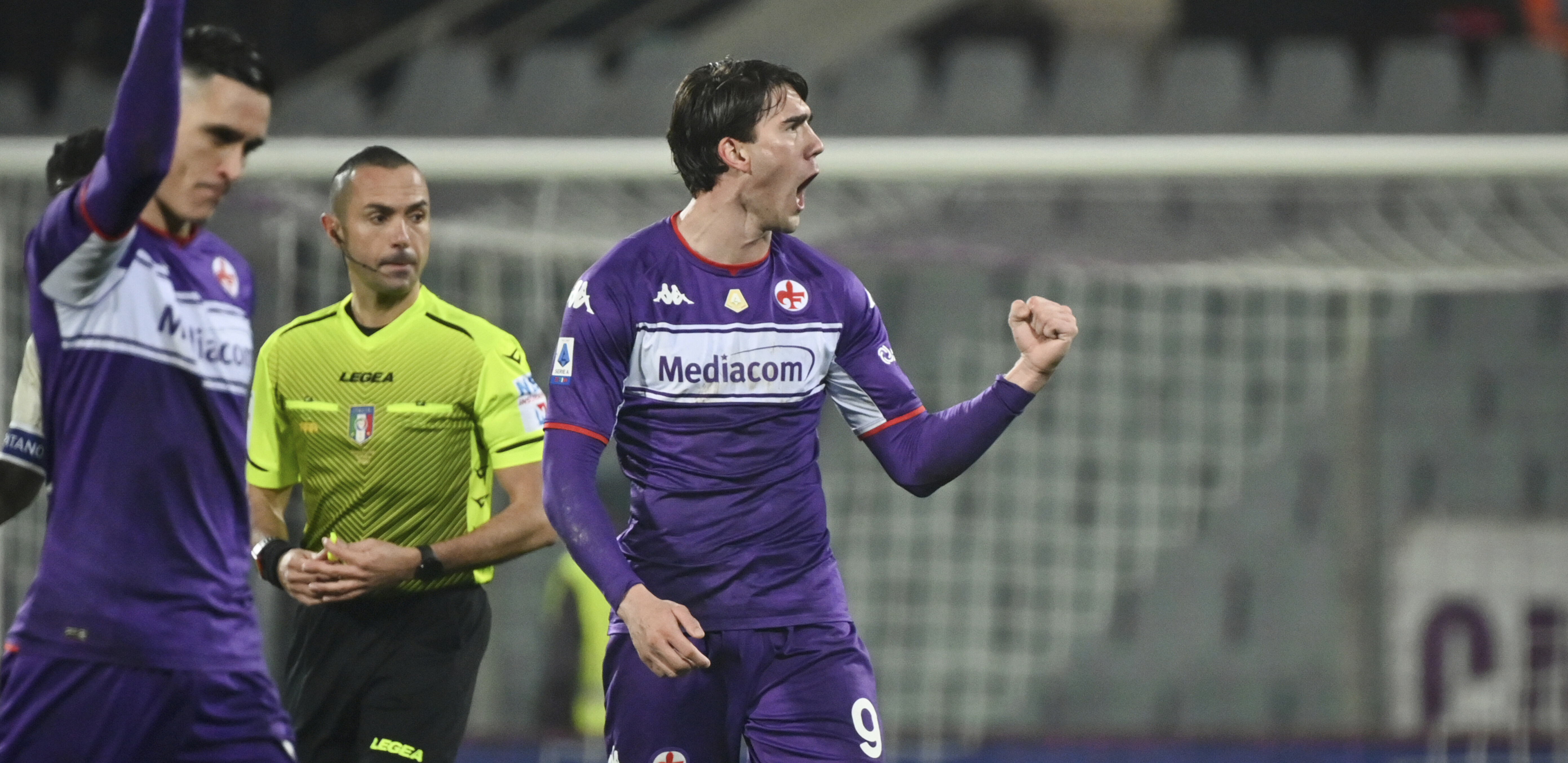 NEZAUSTAVLJIVI VLAHOVIĆ! Srbin nastavio da teroriše odbrane u Italiji! (VIDEO)