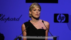 DANAS JE NAPUNILA 65 GODINA Imala je moždani udar, deda je zlostavljao, a sada je preživela još dve tragedije