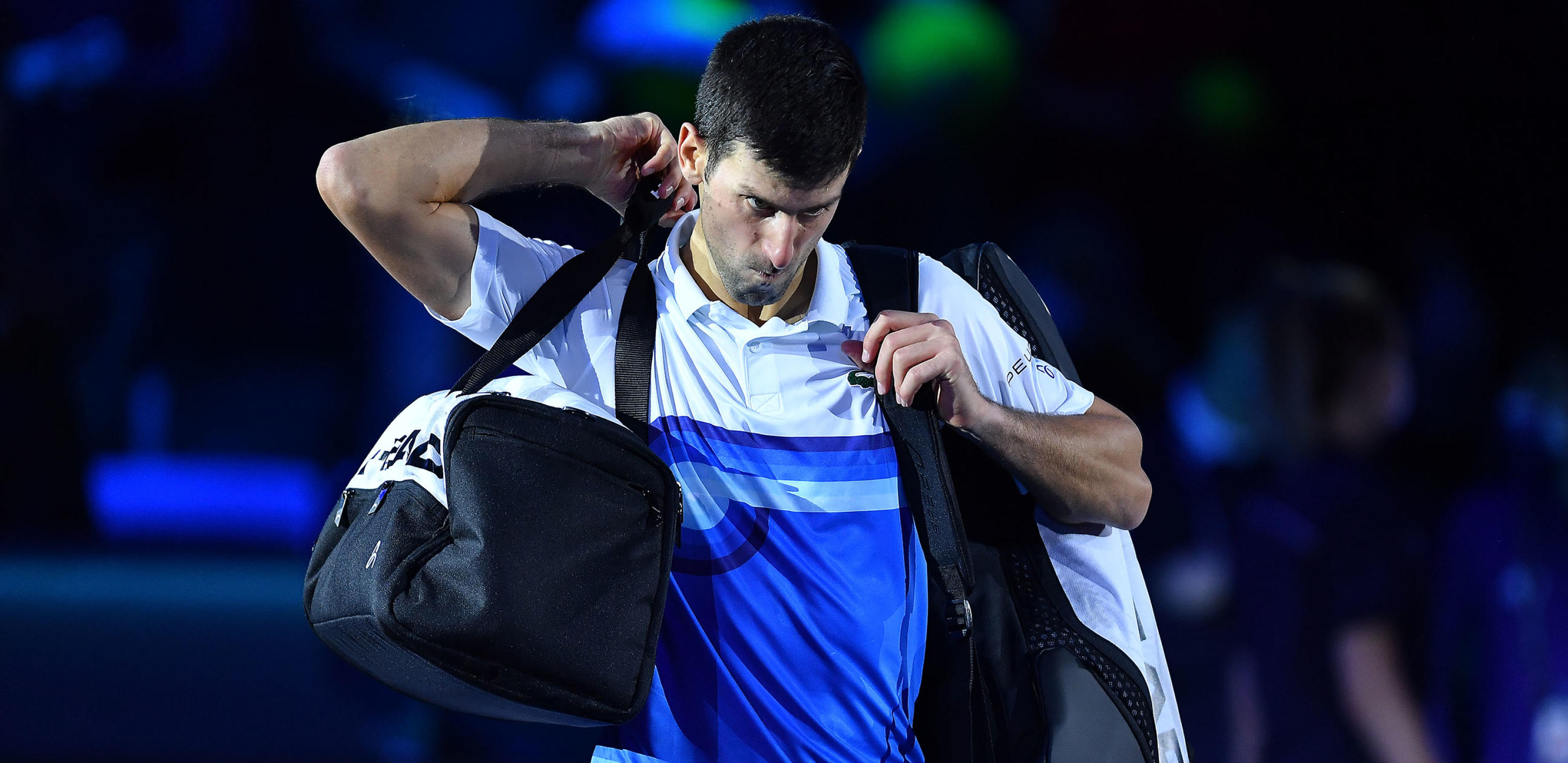 NOVAK JE OBIČAN SRPSKI MLATARAČ KU*CEM! Skandalozna uvreda koju Đoković nije doživeo! Svet tenisa u šoku!