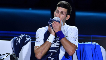 ĐOKOVIĆU STIGLA OŠTRA PORUKA IZ AUSTRALIJE! Novak OVO MORA da uradi kako bi zaigrao u Melburnu!