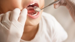 OVO JEDNOSTAVNO MORATE DA VIDITE Dečak sam izlečio zub, kad čujete kako valjaćete se od smeha