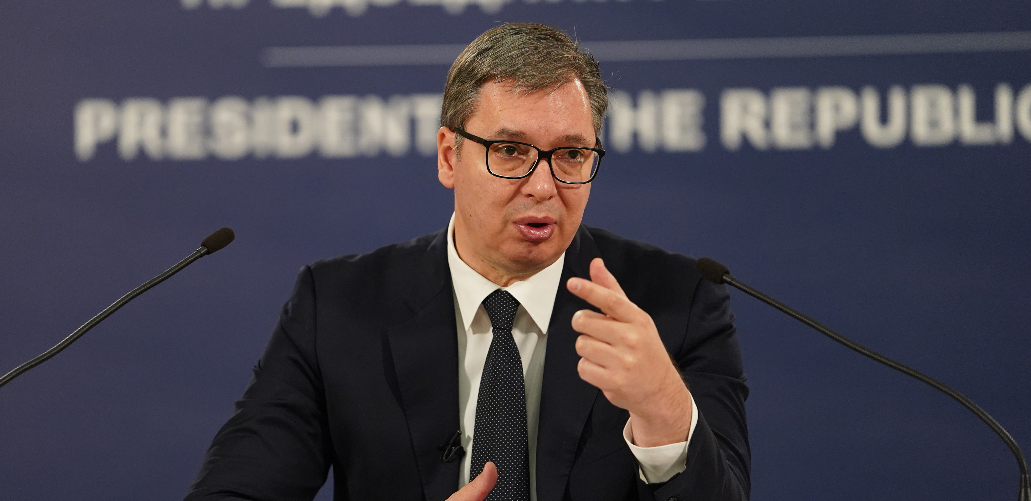 VUČIĆ SE VANREDNO OBRAĆA GRAĐANIMA Hitna konferencija predsednika Srbije