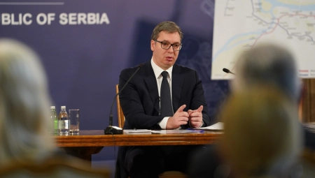 PREDSEDNIK VUČIĆ SE OPROSTIO OD MRKONJIĆA Izuzetno me je pogodila vest, posvetio je život građenju Srbije