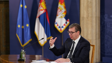 HRVATSKA POSVETILA EMISIJU SRBIJI Dok se Hrvati hvale polovnim Rafalima, Vučić ugovara bolju cenu gasa!